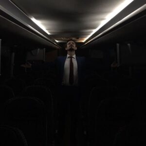 Jorge Luis Moreno Instagram - Pss aquí pretendiendo que tengo un bus sólo para mí en los #premiostumundo #ESDLC #victorjr #chacortita #rip #padroteando