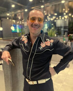 Jorge Poza Instagram - •EL CHAI CHAK• Side B