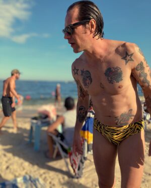 Jorge Poza Instagram - •COPACABANA• Side A
