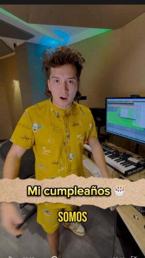 José Andrés Chiluiza Calderón Instagram - Hoy x mi cumpleaños🎂🥂quiero elegir a 2 artistas antes del 1 febrero  a ser parte de este movimiento 🇪🇨 Ecua Session 1 #Nuevamusica #Ecuador #artistaemergente