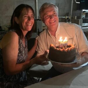 José Antonio Kast Instagram - Ya terminando el día y partiendo un nuevo año luego se celebrara los 58 en familia 😃🎉🎂