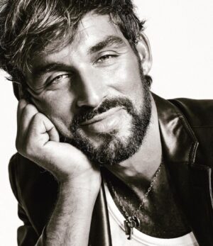 José Carlos Pereira Instagram - Que encontres a tua paz meu irmão.
Vou lembrar te sempre assim, a sorrir.
.
.
#rip