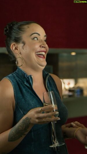 José Corbacho Instagram - 🙃 @martita_de_grana, Candela por una croqueta... se pone un poco brava. 😅
 
¡YA DISPONIBLE el tercer capítulo de #UnNuevoAmanecer en #atresplayer! 🌅