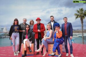 José Corbacho Instagram - ✨ 📸 ‘Un nuevo amanecer’ ha BRILLADO en su paso por el @festivalmalaga 

Con @corbachito, @abrilzamora11, @cecilia_freire, @paudura72, @mirela_balic y @laterremotodealcorcon, además de los responsables y creadores de la serie 🔥🙌

¡No os podéis perder el ESTRENO este domingo en @atresplayer!💥