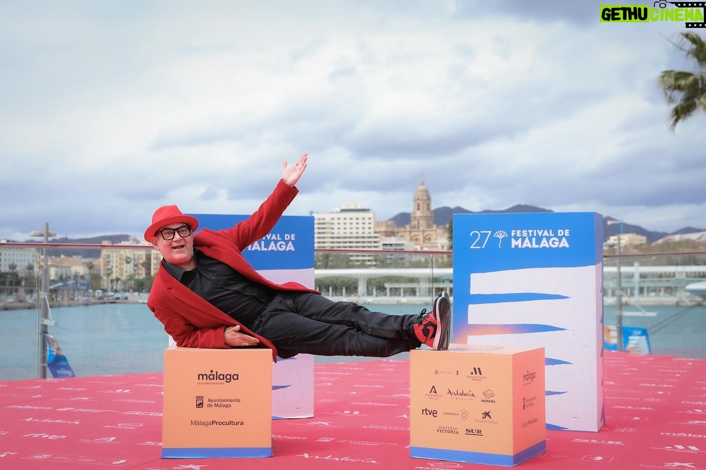José Corbacho - 342 Likes - ✨ 📸 ‘Un nuevo amanecer’ ha BRILLADO en su paso por el @festivalmalaga
Con @corbachito, @abrilzamora11, @cecilia_freire, @paudura72, @mirela_balic y @laterremotodealcorcon, además de los responsables y creadores de la serie 🔥🙌
¡No os podéis perder el ESTRENO este domingo en @atresplayer!💥