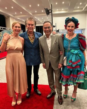 José Luis 'El Puma' Rodríguez Instagram - Felicidades querido Gilberto @santarosalive y también mi querido @silvestredangond por la inauguración de @misticomiami.