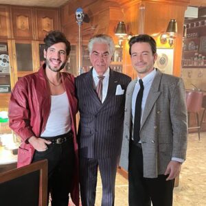 José Luis 'El Puma' Rodríguez Instagram - El detrás de cámara de la grabación del video que pronto podrán disfrutar. Con estos talentosos venezolanos @lagosmusica 

Gracias @thehouseofsuitsmiami por hacerse presentes en la confección del vestuario.