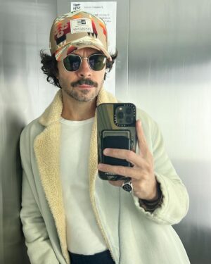 José María Torre Instagram - Miércoles frió…….. pero sin frio!!!
#NewGentleman