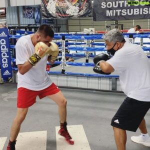 Jose Ramirez Instagram - I keep pushing forward fearlessly 🔥 👊🏼
Yo sigo para adelante sin miedo. 🧨 👊🏼 #TeamRamirez #Psalms 28:7 
#RGBA