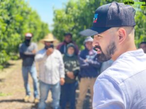 Jose Ramirez Instagram - Over the next days #TeamRamirez and @bautistafoundation will deliver over 1000 boxes with household essentials items to gift to our hardworking fieldworkers in our Central Valley of Ca. They are truly heroes, as they continue to harvest and work to feed the world. Thank you to every single worker who’s faithful to their job even through this crises of covid-19. Thank you for making America great. 
Ps. Thank you to everyone who donated to help make this happen.  #StaySafe #GodBless