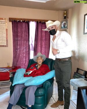 Jose Ramirez Instagram - Today I had the pleasure to go visit and talk to Don Agapito. For those who don’t know his story. This man got attacked by a crazy individual almost to death. But fought through his surgeries and showed his a true warrior. Many who saw his story wanted to help financially as I did too, but he turn down any funding accounts and just requested prayers as he would go into surgery. He’s now recovering well 🙏🏼. But I went to visit him to ask if he would  allowed me to remodel his home so he can be secure and find more comfort as he’s 84 years of age. He was very thankful. They don’t make them like that no more. Such an Honorable  man who’s brave and who has dignity and who wants to live his life as champion and not a victim. God bless Don Agapito 

#AllGloryToGod