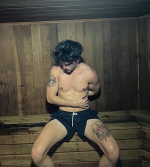 José Victor Pires Instagram - Sábado de sauna 💦