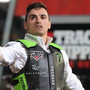 José Vitor Leme Instagram - Começando a temporada da melhor forma possível.
 2 notas acima de 90 pontos sendo uma delas a primeira da temporada, 2 vitórias importantes e vitória também no round de desempate, com o @austin_gamblers terminando como o melhor time do primeiro evento e também como melhor atleta dessa primeira etapa, feliz por ter começado tão bem a temporada da PBR teams e ajudar meu time a conquistar mais essa vitória graças a Deus. 🙌🏻♣️

Round 1 - 90,50
Round 2 - 89,25
Round bônus - 90,50