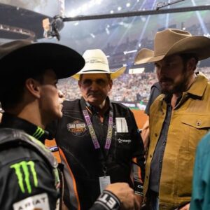 José Vitor Leme Instagram - I think they need a bullrider on Dutton Ranch
JvL on @yellowstone season 6 ??? 

I’m ready Lol 

Who agrees?
