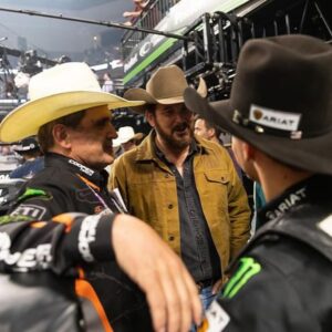 José Vitor Leme Instagram - I think they need a bullrider on Dutton Ranch
JvL on @yellowstone season 6 ??? 

I’m ready Lol 

Who agrees?