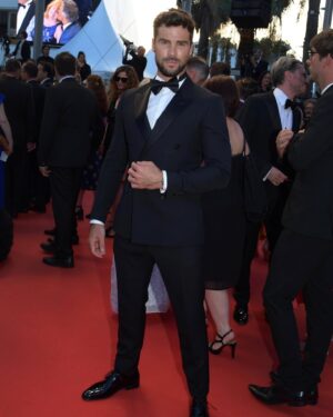 José de la Torre Instagram - What a beautiful night at @festivaldecannes 
Thank you for having me @kilianparis ✨

También a @antoinella que hizo un trabajo impecable. 

Y siempre gracias a mi equipo @cramtalent por hacer que todo sea posible. Os quiero❤️