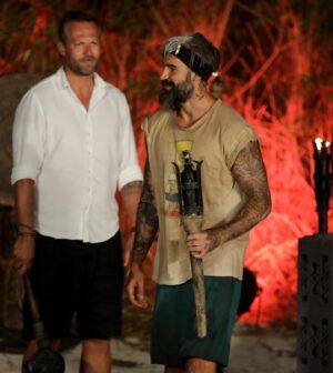 Josef Kůrka Instagram - 🔥SURVIVOR🔥 Pepa - 6. clen poroty @pepa_kurka 

Jeden z neuveritelnych pribehu, ktere tato show dokaze nabidnout. Kluk, ktery si uz prosel nekolika reality show ukazal podle meho nazoru to nejlepsi ze sebe prave tady!

A to ve chvilich, ktere pro nej nemohli byt vubec lehke☝️
Pepa se na ostrove dozvedel, ze mu odesel Deda, ktery mu s Babi vlastne nahradili rodice. Bylo to rychle, od babicky velmi prozaicke a Pepa misto radosti, dostal na odmene obrovskou bolest.

Tu pak vystridala take radost z toho, ze se dozvedel, ze se mu narodi kluk🤩

Pepu jsem dlouho videl jako mozneho viteze. Hral skvele. Hrdiny si okoucoval, ze jsme se az smali jak za nim vsichni chodi. Jeho sebevedomi rostlo a i na kmenovkach se vubec nebal pripeprit ostatnim jejich situaci.

Kdyz za hlavu aliance Martin oznacil Tomase, tak se Pepa pravem nastval, az to bylo opet k smichu.
V soubojich nebyl nejlepsi, ale ani vubec spatny. Nebyl bran jako hrozba, coz je pro Vas dobre, ale ani jako nekdo, koho primarne chcete do duelu.

Po slouceni a pred nim vsak udelal nekolik chyb. Jak na kmenovych radach, tak ve hre. Mel byt tim, ktery se zbavi Tomase a starych vazeb s Karolinou, vezme Andreu a naskoci do vlacku s Johankou. 
Situaci s Karolinou pak minul uplne a to se mu stalo vlastne osudnym.
Johanku by dokazal presvedcit at posle Martina pryc a mel by hru opet pod kontrolou. Nestalo se.

Jediny duel jej pak stal misto, kdyz mu pravidla a uz ani sila a psychika na vitezstvi nestacili.
Pepa se zlomil par dni predtim, kdyz Martin ziskal imunitu a psychicky uz se do souboje nevratil.

Byl vsak celkove skvelym hracem a jeho odchod ze souteze byl jednim z tech, ktere si cely stab “uzil” a ktery patril k tem, kdy se na chvili vsechno zastavi.

Dekuju za hru a hodne stesti kamarade✊
#survivor 🇨🇿🇸🇰 #2023 #fightlifepokracuje