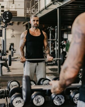 Josef Kůrka Instagram - Tak co, už taky ladíš formu na léto?💪🏼

#fitnessmotivation #fitness #fitnesslifestyle #gym #gymlife #tclub #tclubteam #sportovnicentrum #ustinadlabem #fitnessusti