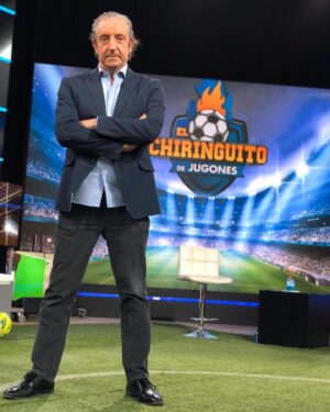 Josep Pedrerol Instagram - Pisando fuerte @elchiringuitotv Foto: @jesusguevarab