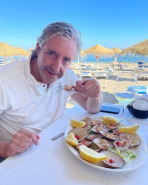 Josep Pedrerol Instagram - De Chiringuito a Chiringuito 😉 #malaga #fuengirola #benalmadena