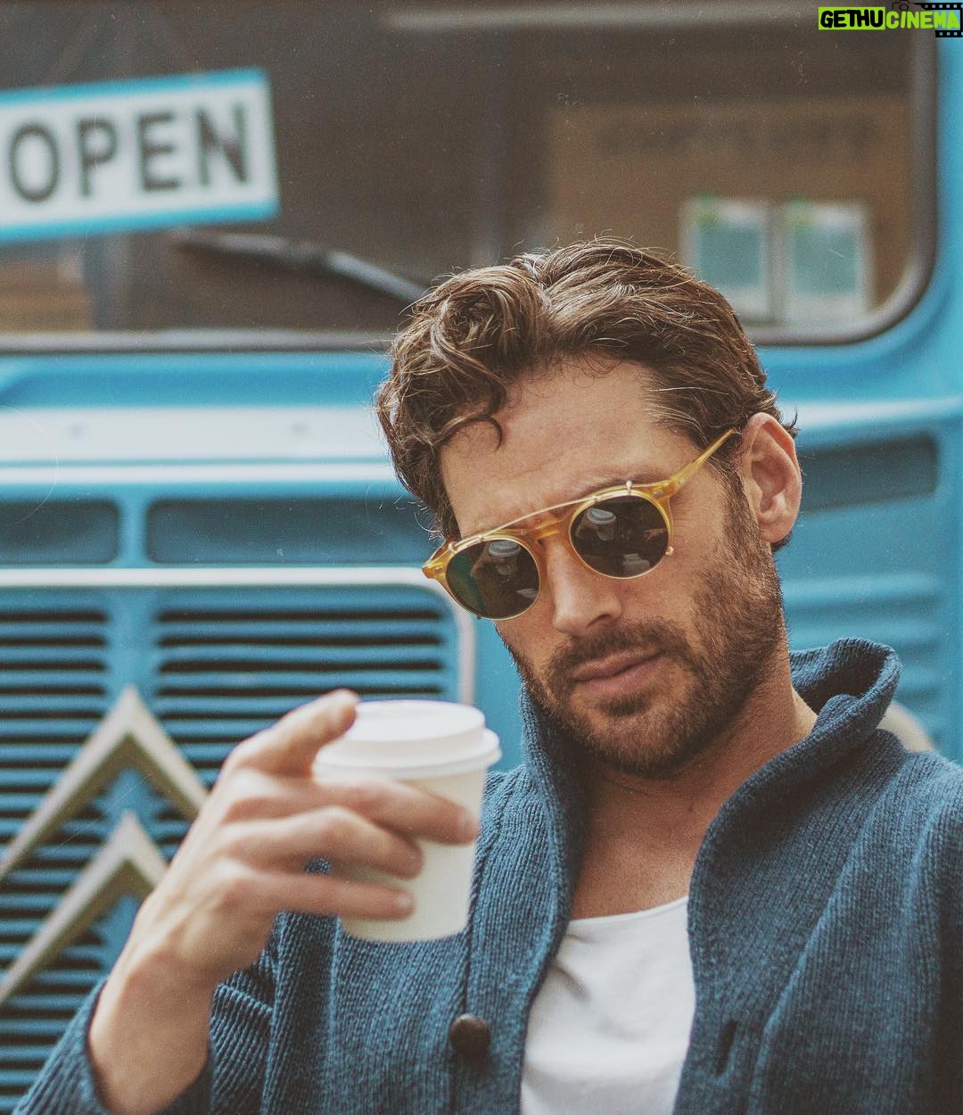 Joseph Cannata - 15.3K Likes -
I am happy on my own,
So here I’ll stay 😎
#FreshCafé #FreshPerm
#FreshAir 