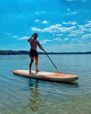Joseph Cannata Instagram - ⁣
The summer of yes! 🦭⁣
⁣
@Maddleboards⁣
#FreeSpirit