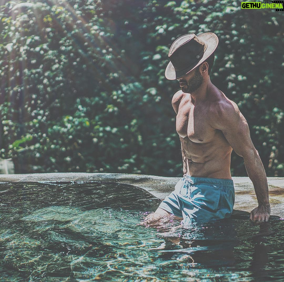 Joseph Cannata - 10.5K Likes - The attitude of nothing and no one will stop me from doing what I need to do 😎
#Bali #TheBaliGuideline #UBud #JosephOfTheJungle #IndianaCannats #Travel