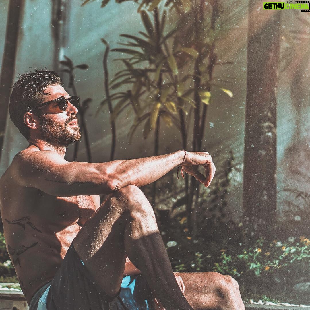 Joseph Cannata - 10.8K Likes - I don’t wanna live my life in circles, I just wanna find an empty road, lets get away from here, let’s go!
#Bali #JosephOfTheJungle #Kygo #CalfGameStrong #Feels #NoButts