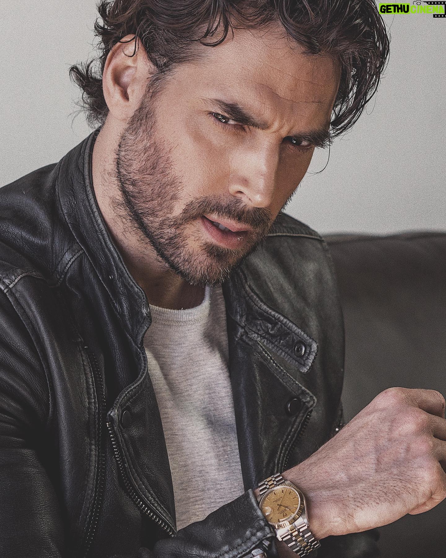 Joseph Cannata - 11.6K Likes - Ain’t no sinner …
Ain’t no saint …