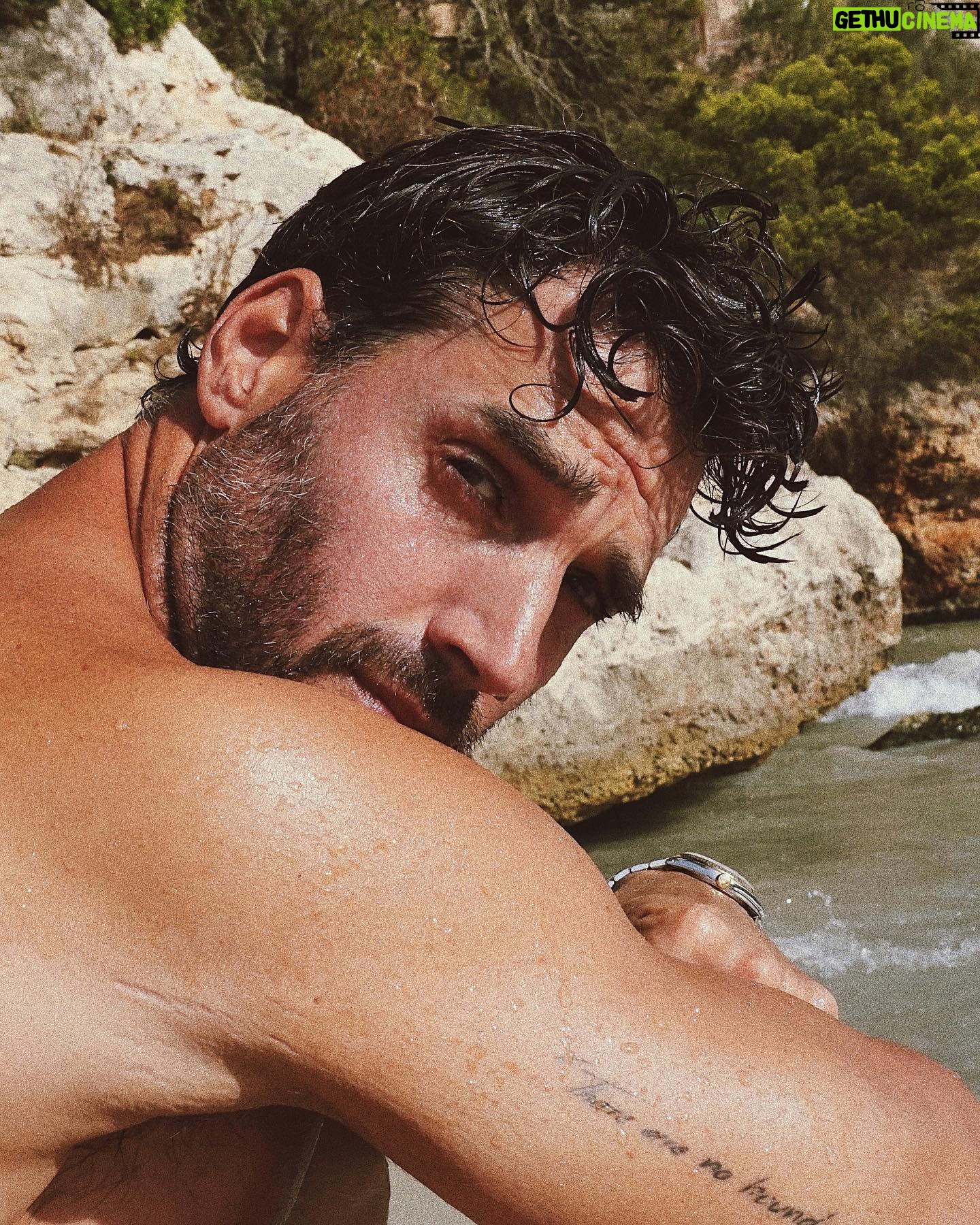 Joseph Cannata - 3 Likes -
Find me here 📍
#Spain #Mallorca