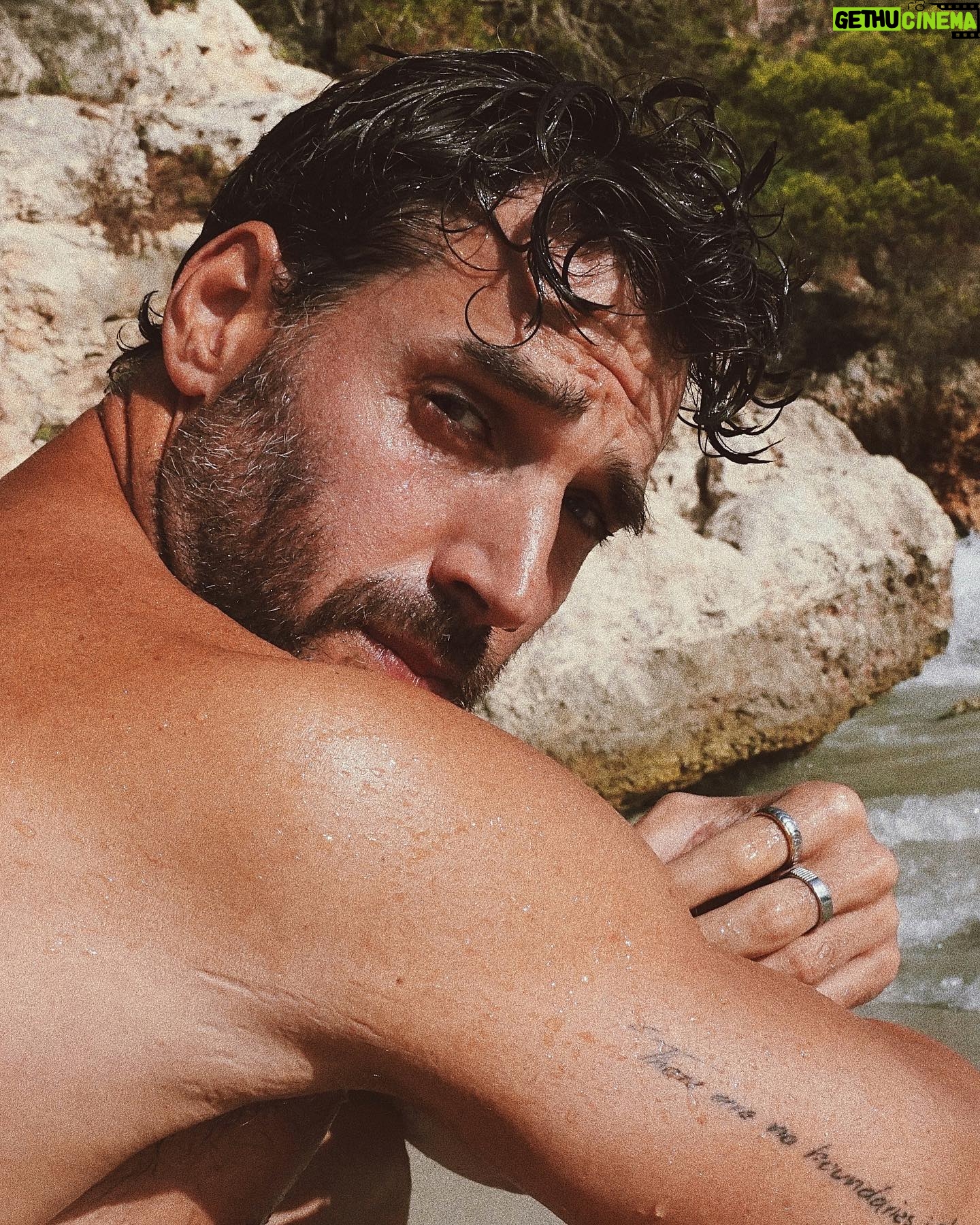 Joseph Cannata - 3 Likes -
Find me here 📍
#Spain #Mallorca