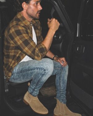 Joseph Cannata Instagram - Working on my new album cover 😉⁣
Featuring @Orolosangeles 🌴⁣
⁣
#OroLosAngeles #MensFashion⁣
#MyFakeCountryAlbum #Jeep