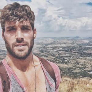 Joseph Cannata Instagram - I bless the rains down in Africa 🌦
#Africa #TravelPhotography #SickBangsBro #Toto  #SouthAfrica