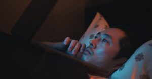Joseph Lee Instagram - BEEF first look @vanityfair 

Premiering April 6th @netflix