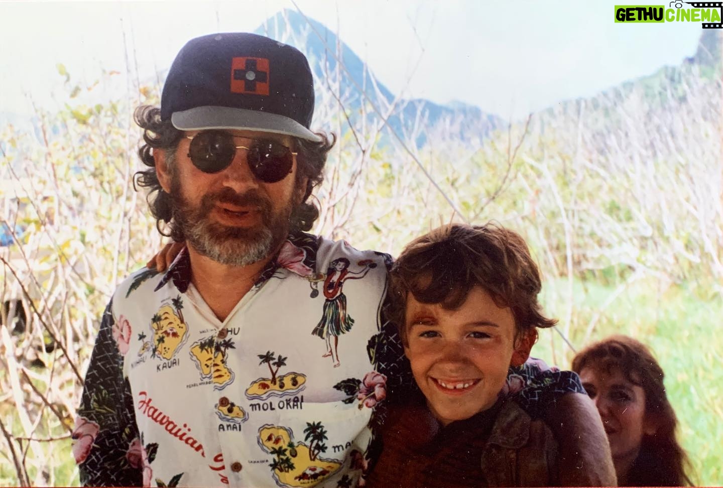 Joseph Mazzello - 143.2K Likes - Thanks to everyone who joined my Jurassic Park watch party last Thursday! If you missed it, I posted links to the stream on my Twitter page. Here are some of the old photos I shared during the Q&A. I promise Sam isnāt giving me the finger in the first one!!