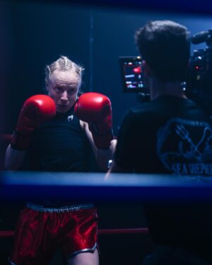 Joséphine Berry Instagram - 🎬Team work makes the dream work. 

Quelques photos backstage du tournage de mon court métrage Hors Combat. Avec une équipe incroyablement incroyable. ✨
(More pics coming soon)
🤍🥊🤍
📸 @adrien_ollive 

Hors Combat - coming soon 🥊

Avec @cedricappietto @clemenceschreiber @mbh_mehdi_ben_hassen @marvin_leija et @instaaclyde 

1er assistant : @victorboulenger 
Script: Manon Charnaillat 
Directeur de la photographie : @antoineszlafmyc @aaaprods 
1er Assistant Caméra: @geoffroyvirgery 
Chef Electro: @leeeroy.mov 
2 eme assistant caméra : @valentinjoubrel 
Electro: Baptiste Desnues

Stunt coordinator: @loffredogregory 
Stunt choreographer: @benmilord
Stunt choreographer assistant: @mbh_mehdi_ben_hassen 

Ingénieur du son : @nic0las_mh 
Assistant Son : @alexis hallier 

Décoratrice et accessoiriste : @timtamwalawalabingbang et Agathe Bitbol
Costumes : @margueritemarin_ et Lauren Jean
Maquillage et coiffure: Milla Bergandi 
FX: Pangyun Guo

Chargée de production et régisseuse générale : Kelly Lethuillier 🤍
Régie : @clemenceboisnard et Mathilde Leroy 

Monteur: @andreacatozzi 
Monteur et mixeur son: Hugo Cohen @em0jinxx 
Etalonneur: Pierre Briere 
Musique : Reno Isaac @reno_isaac 

Design Affiche : Benjamin Forde @flytrybe 
Photo affiche : @christophe_brachet_ 

#horscombat #courtmetrage #realisatrice #backstage #onset #comedienne #stunt #muaythai #gratitudeinfinie #1000merci #vousetesgeniaux #jevousaime