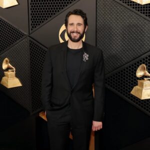 Josh Groban Instagram - Well this week was a tremendously fun and inspiring one. Supporting the wonderful @tjmartellfoundation, seeing so many friends at @warnermusic Grammy party, performing with the incredible @michaeltrotterjr from the equally spectacular @thewarandtreaty and then reuniting with @directorkail @alacamoire and @annaleighashford to rep our lightning in a bottle year and nomination at @sweeneytoddbway…I feel invigorated to make and create like never before. Thanks everyone for the love and support, friends old and new. ❤️🎶

Grooming: @sussy_styles 
Suit: @dolcegabbana 
Brooch: @mindylamjewelry