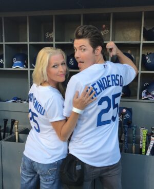 Josh Henderson Instagram - Congrats @dodgers y’all deserve it !! #2020worldchamps #mamahendu