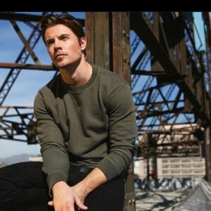 Josh Henderson Instagram - Friday chillin..