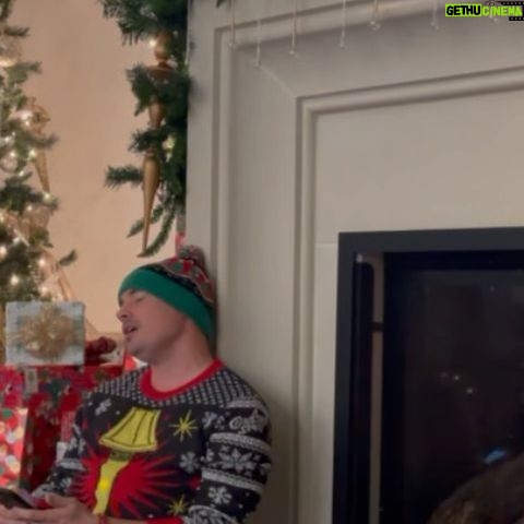 Josh Henderson - 2.8K Likes - Wanted to sing y’all a classic 🎅🏼🤶🏻🎄Wishin y’all health happiness and all the best for the holidays 🤗🙏🏽
