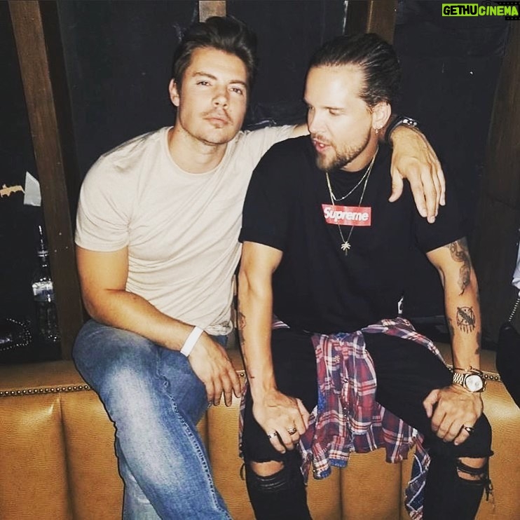 Josh Henderson - 3.1K Likes - Been boys since we were kids. I appreciate ya Kennedy !
