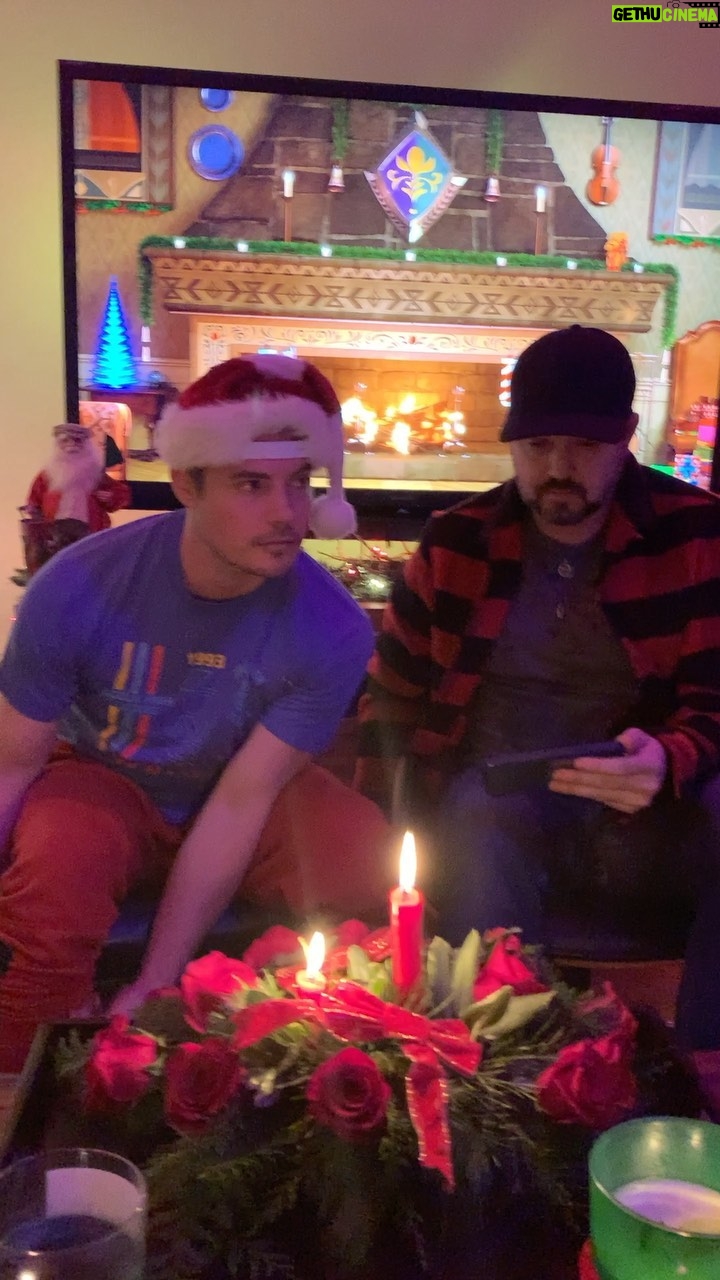 Josh Henderson - 2.8K Likes - @theruel one of the most talented guys I know. Love u buddy. And love you all. Praying for health and happiness this season for all. 🎥 cred @georgeeesh