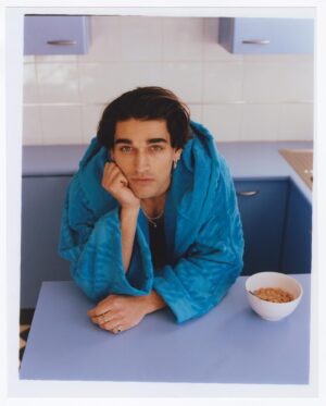 Josh Heuston Instagram - Found a Cover @behindtheblinds 🤍

Interview by @kate_lawson
Photography by @rob.tennent
Fashion by @champagnefabulous
EIC @badmickey 
Casting @imagemachine_cs 
Grooming by @fernnandomiranda 

#BehindTheBlindsMagazine
#JoshHeuston
#FantasyIssue
#BTB15

_
This shoot was made before the starting of SAG-AFTRA strike.
_