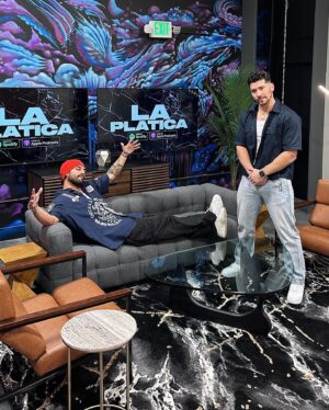 Josh Leyva Instagram - NEW STUDIO WHO DIS 🥇🇲🇽🎙️🌎

The La Platica boiiz have officially moved into their new stuuu! 🎉🍾🔥

None of this would be possible without your continuous love and support 🥹🫶🏽 Los amamos mucho y nos vemos en la próxima La Plática 3.0 MAHBAHHH💯

Studio tour video on YouTube now 🚨