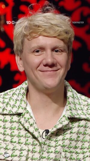 Josh Thomas Instagram - Josh has officially made Taskmaster history! But maybe not in the way he’d hoped... 😅

#TaskmasterAU Stream now on @10Playau (🔗 Link In Bio)
