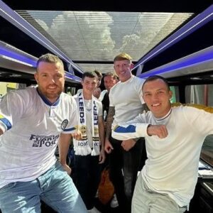 Josh Warrington Instagram - Wasn’t meant to be 😢 

Support was incredible as always🙌

Still we March on together 💙💛🤍

Thank you you to Joey Tait for the hospitality 🤝
& 
To @platinumvipchauffeur for the transport! 🚐

#mot #alaw #atleastuntiltheworldstopsgoinground #wembley