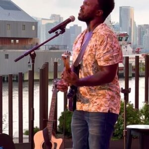 Joshua Henry Instagram - What would I do.. without y’all? 😆
BIG thanks to everyone who came out for my 4 @littleislandnyc shows to jam with me! 🎸 highlight of my summer ☀️ 

#TheWiz #Cover #Broadway #Singer #Acoustic #LittleIsland #Live #Reels #Musical #Wiz