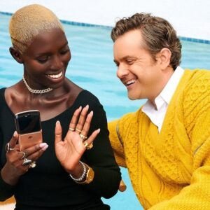 Joshua Jackson Instagram - Had the best day making dreams come true with @jodiesmith ! Thanks to @motorolaus #razr and @teenvogue for letting us be a part of the #generationnext magic! #ad