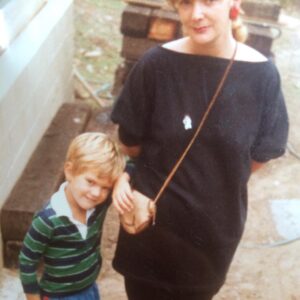 Joshua Jackson Instagram - Happy Mother’s Day Mum. If they gave Medals for motherhood you’d deserve two. But instead I just made a mess of your house for 18 years and now forget to call on sundays. You’re welcome!! Love you Mamma.