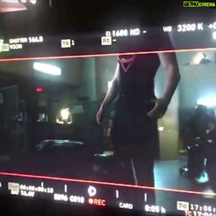 Joshua Orpin - 33.1K Likes - RIP to this awesome stunt that didn't make it into the episode 10 GCPD fight sequence. This absolute legend @thomas_lorber risked it all with a perfectly executed forward travelling backflip, but unfortunately landed directly on the cutting room floor.
At least I still got to kick him while he was down 🤷♂️ #worthit